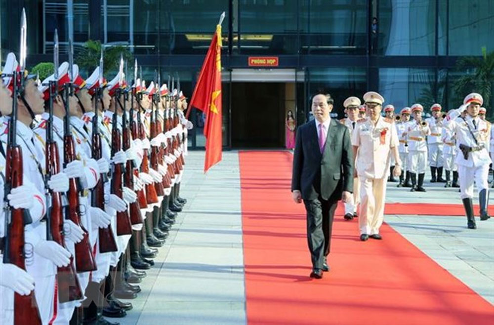 {keywords} {keywords}