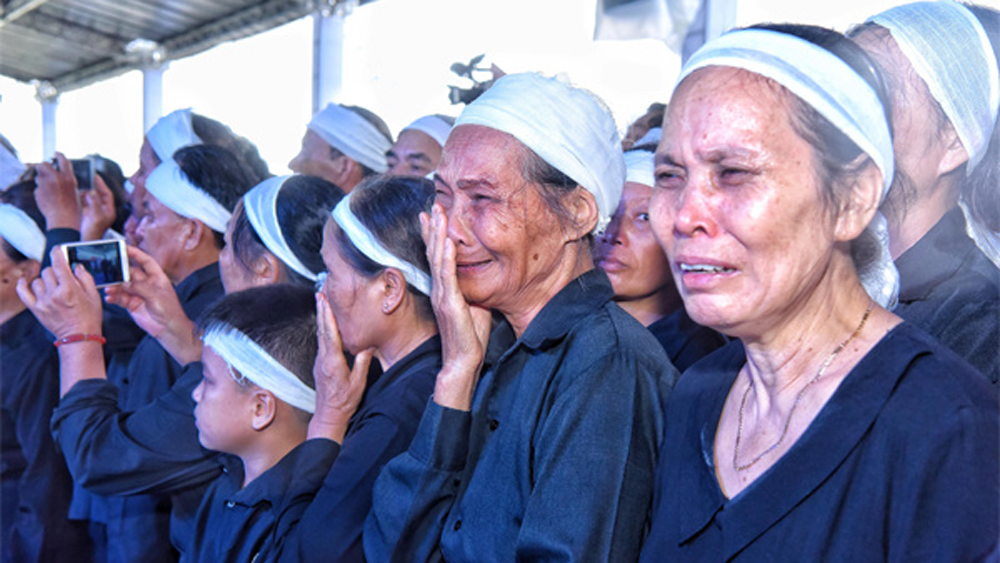 {keywords} {keywords}