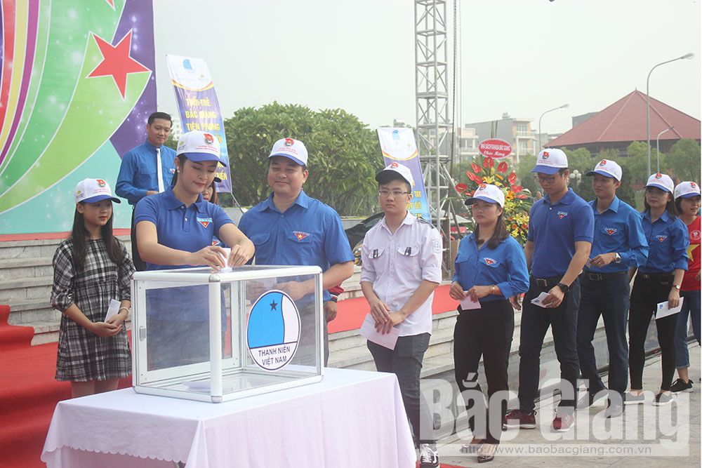 {keywords} {keywords}