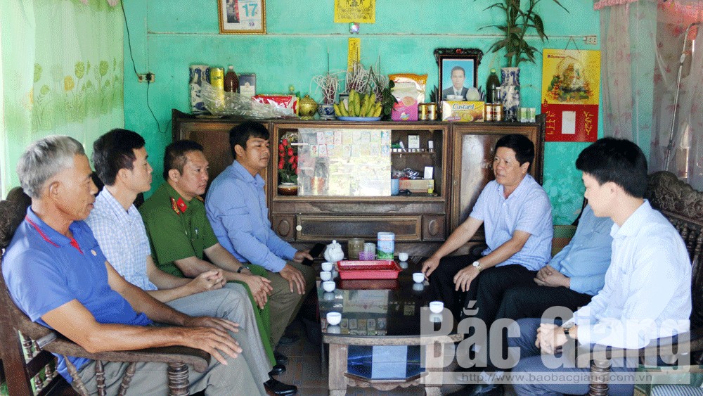 {keywords} {keywords}