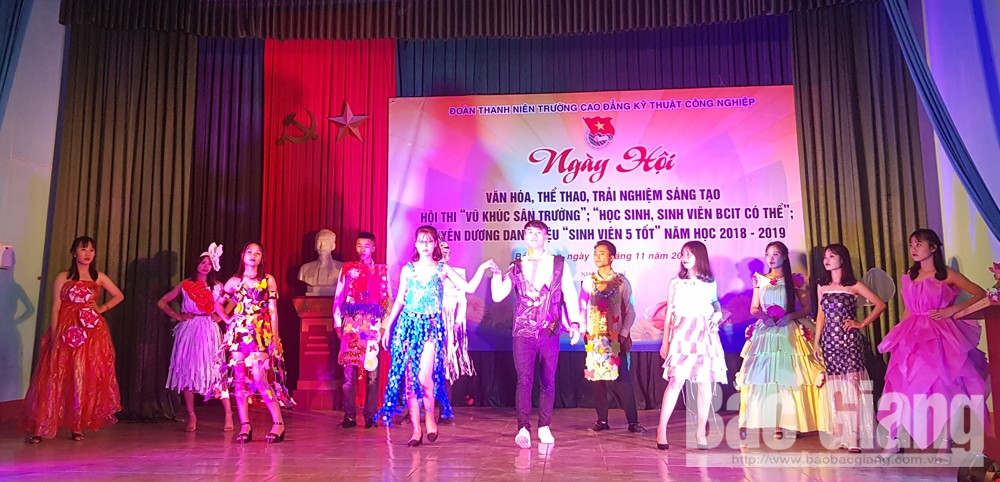 {keywords} {keywords}