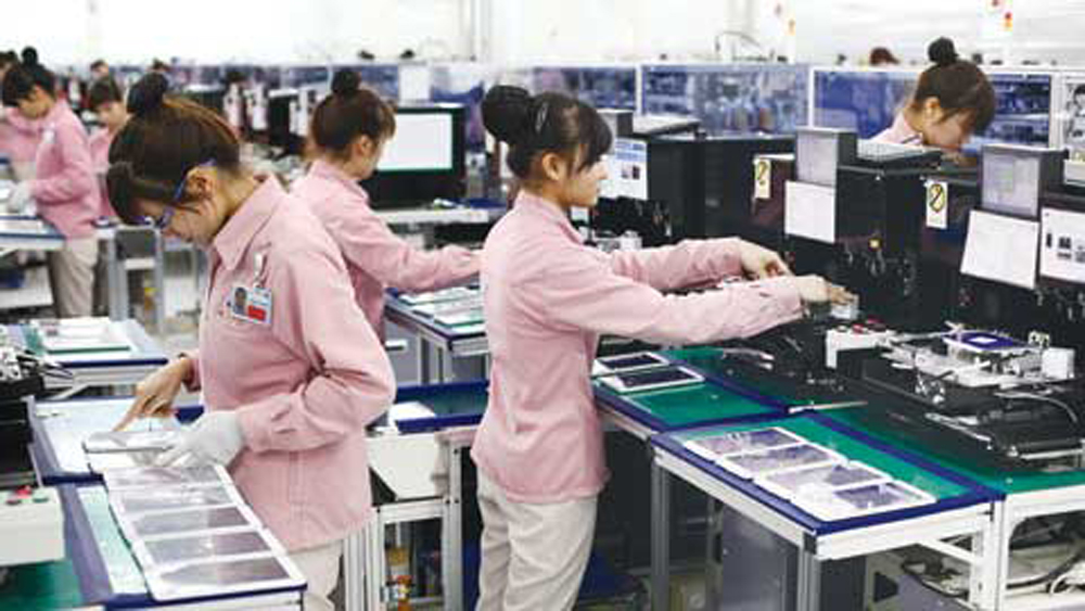 New foreign capital in Vietnam up over first 11 months