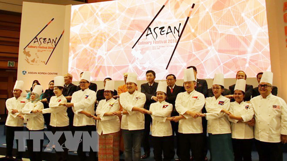 Vietnam shows off “pho,” “nem ran” at ASEAN Culinary Festival