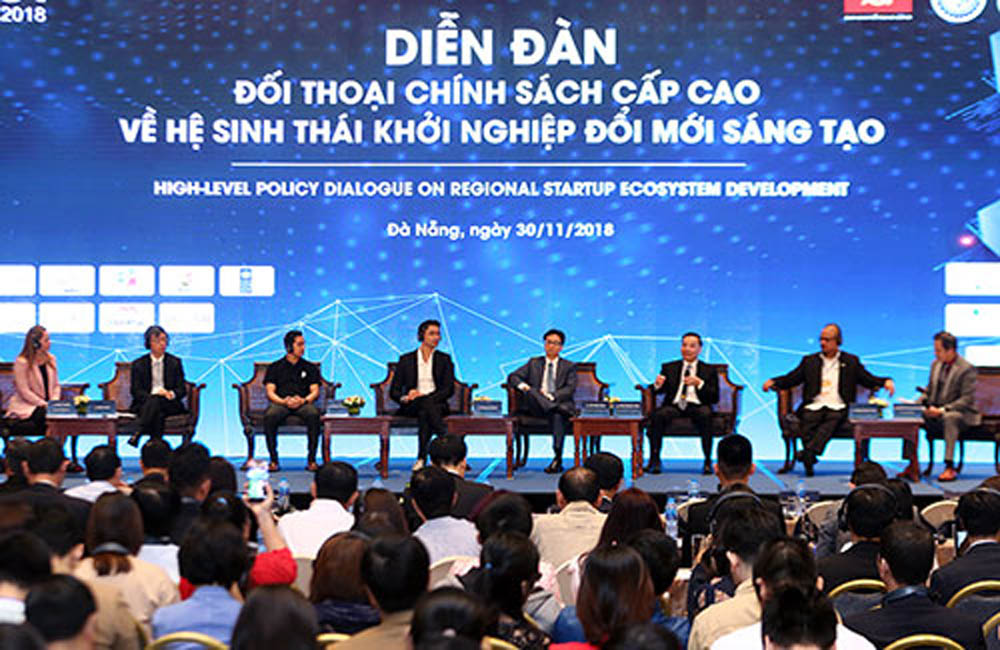 {keywords} {keywords}