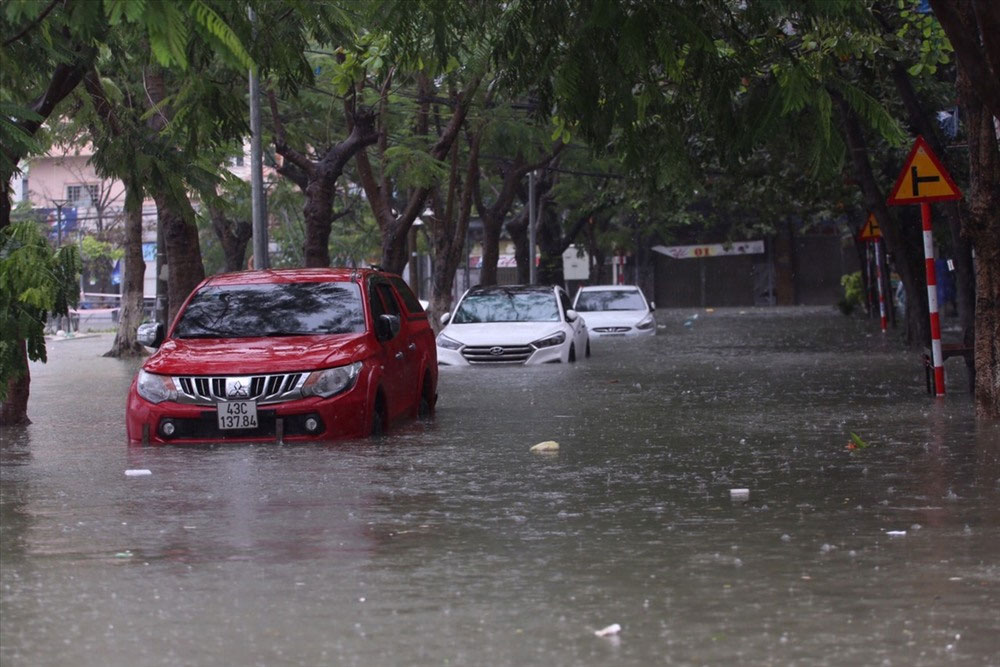 {keywords} {keywords}