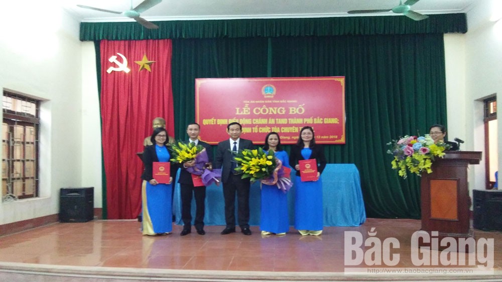 Công bố quyết định điều động Chánh án TAND TP Bắc Giang