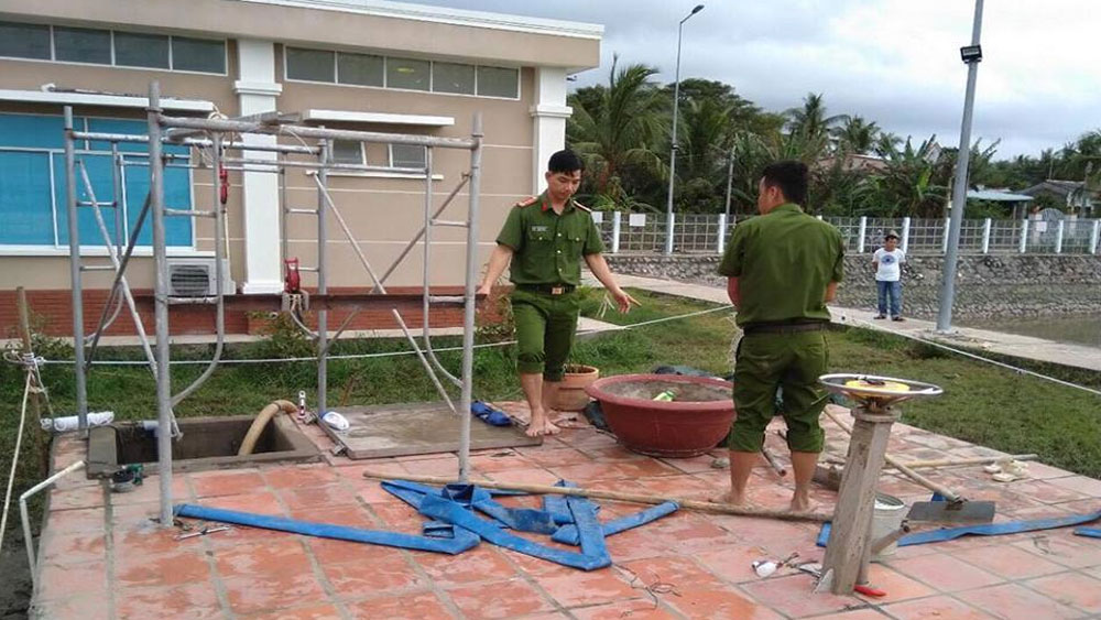 {keywords} {keywords}