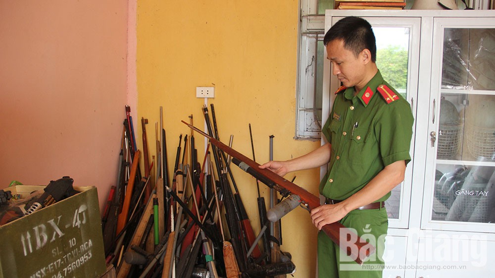 {keywords} {keywords}