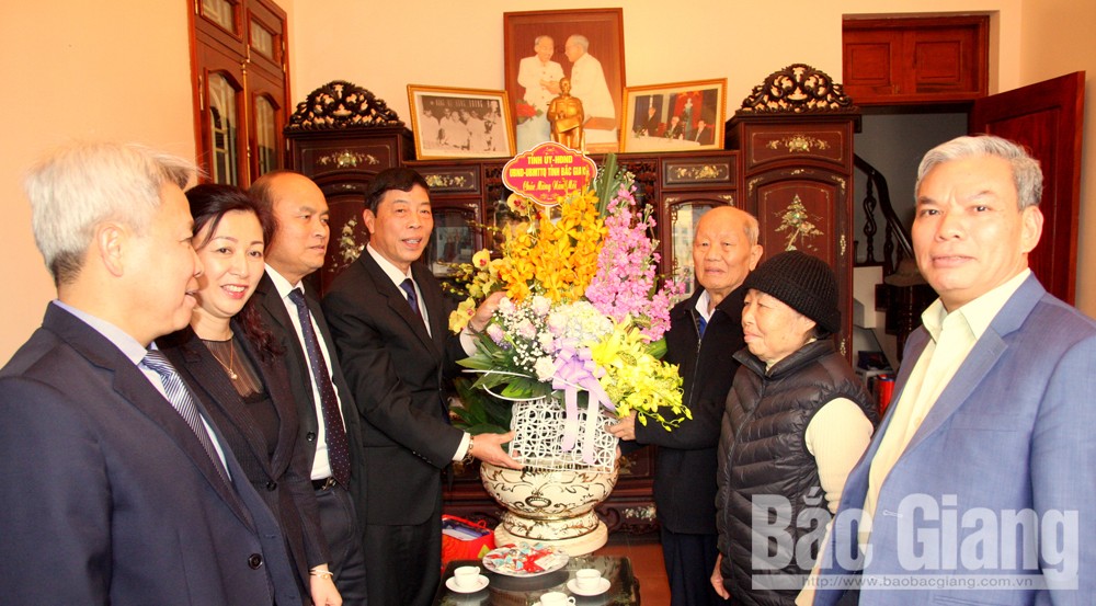 {keywords} {keywords}