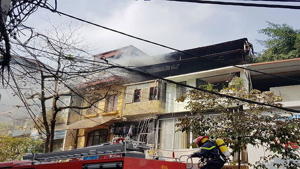 {keywords} {keywords}