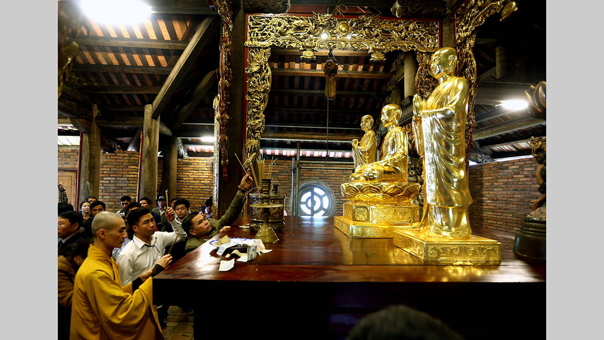 {keywords} {keywords}