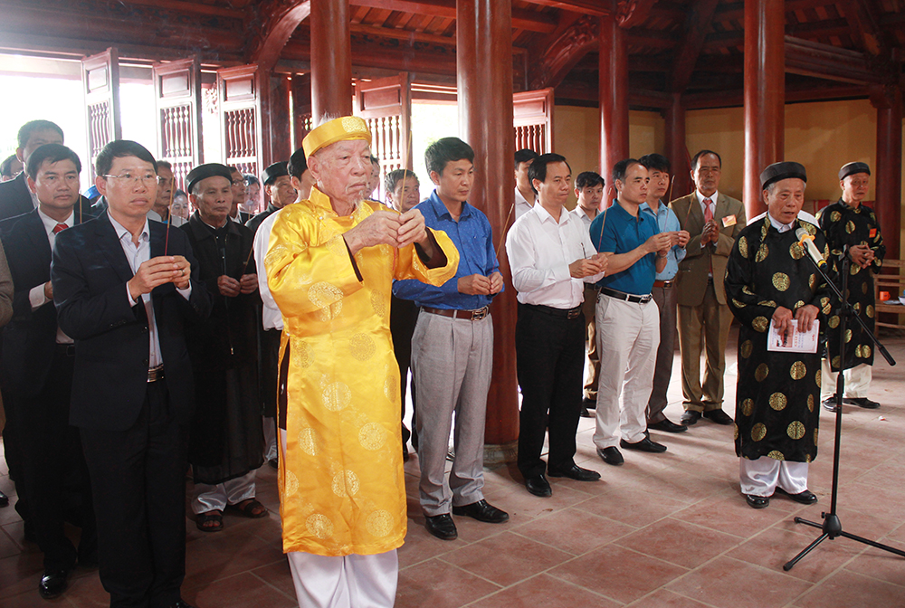 {keywords} {keywords}