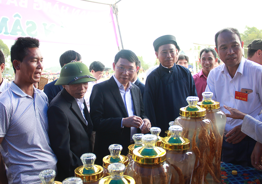 {keywords} {keywords}