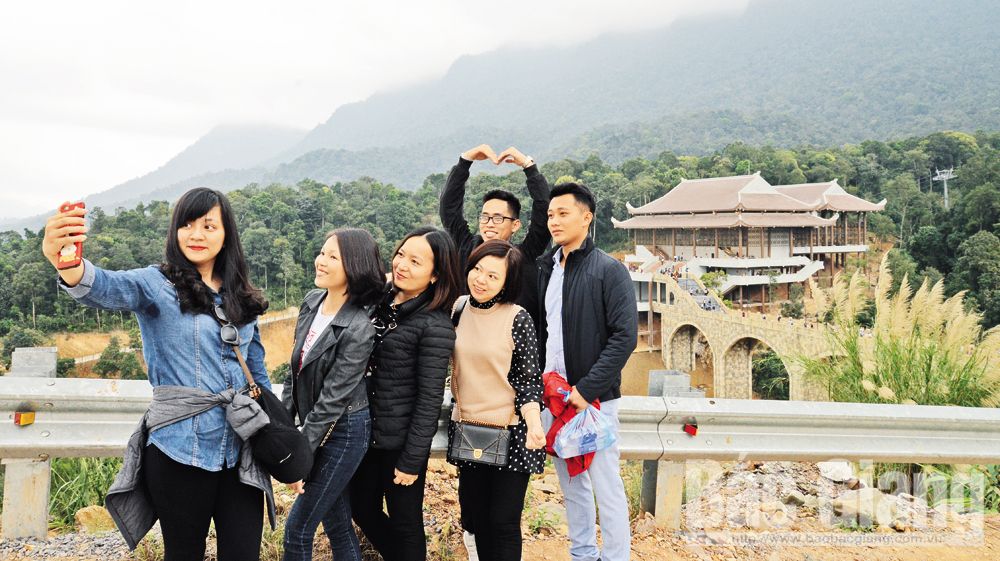 {keywords} {keywords}