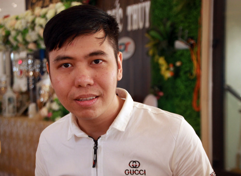 {keywords} {keywords}