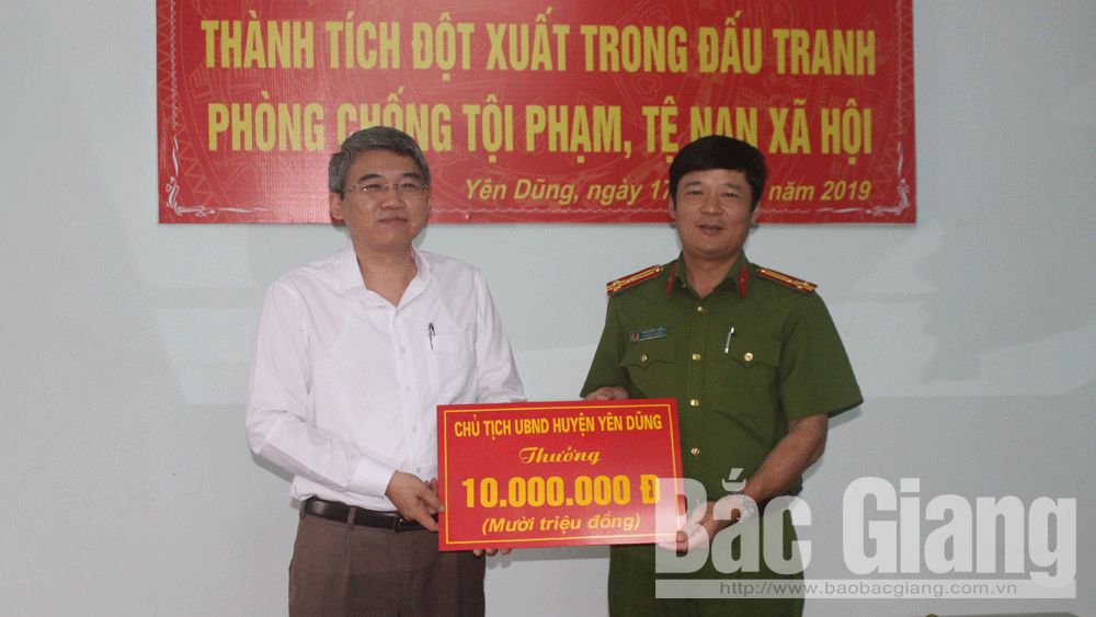 {keywords} {keywords}