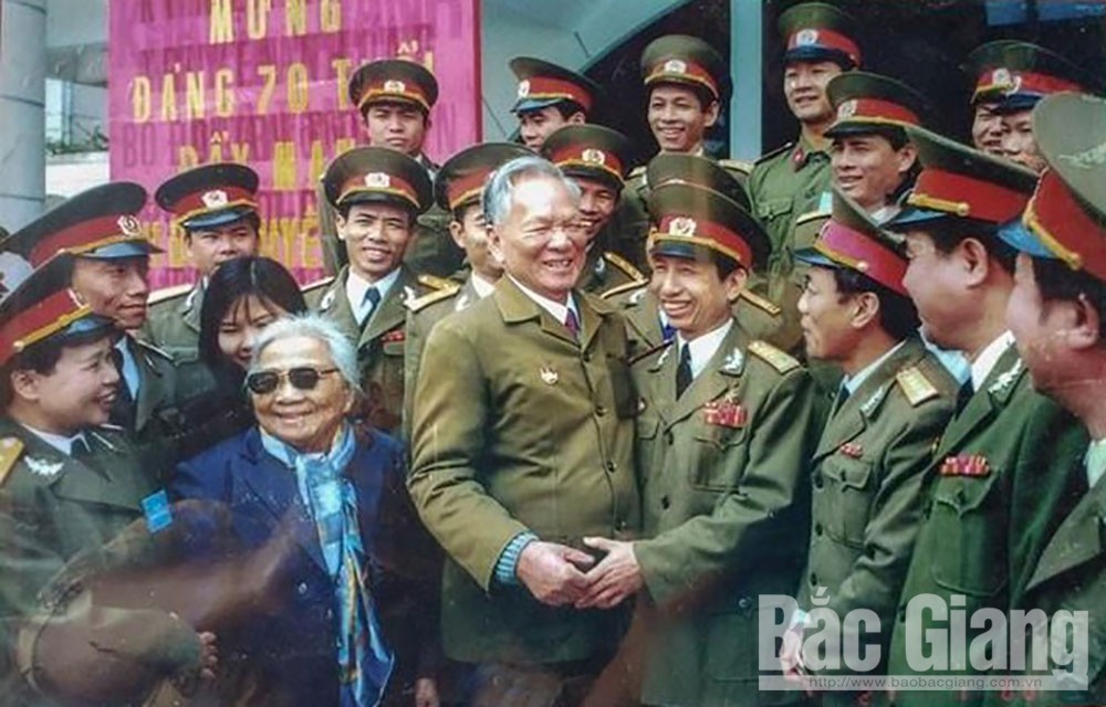 {keywords} {keywords}