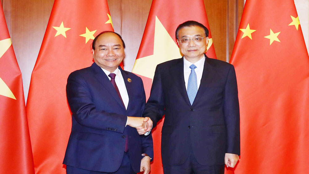 {keywords} {keywords}