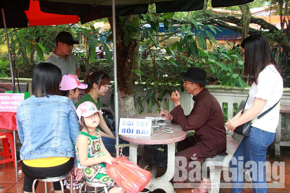 {keywords} {keywords}