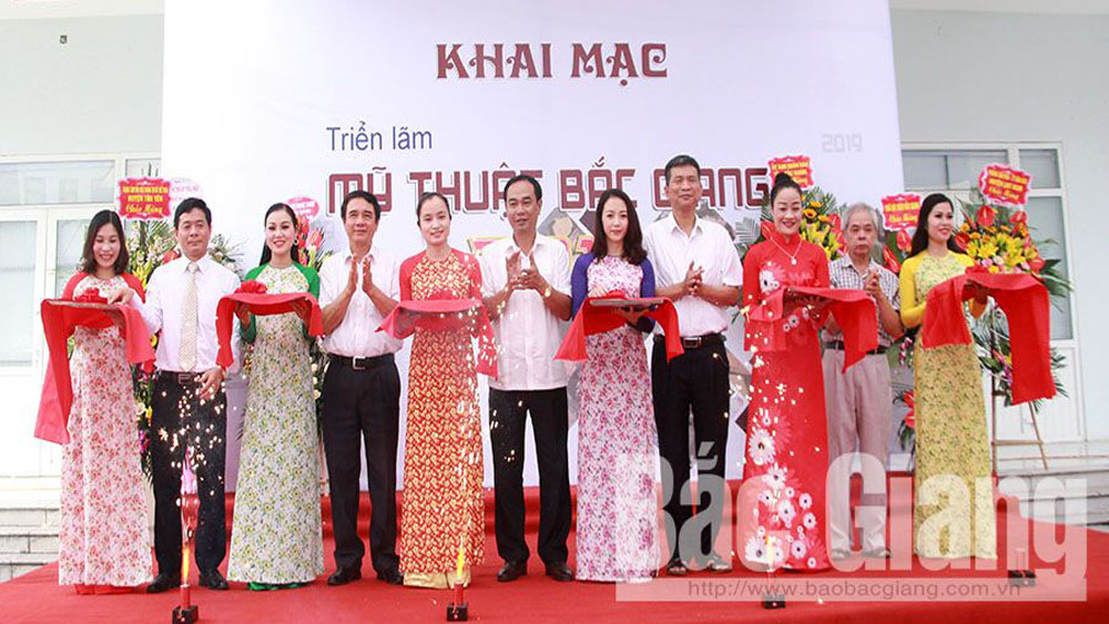 Triển lãm Mỹ thuật Bắc Giang - tôn vinh vẻ đẹp đời thường
