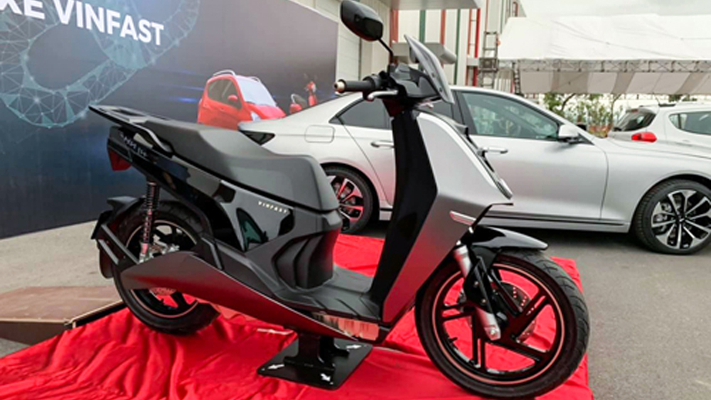 V9 - xe máy điện thể thao mới của VinFast lộ diện