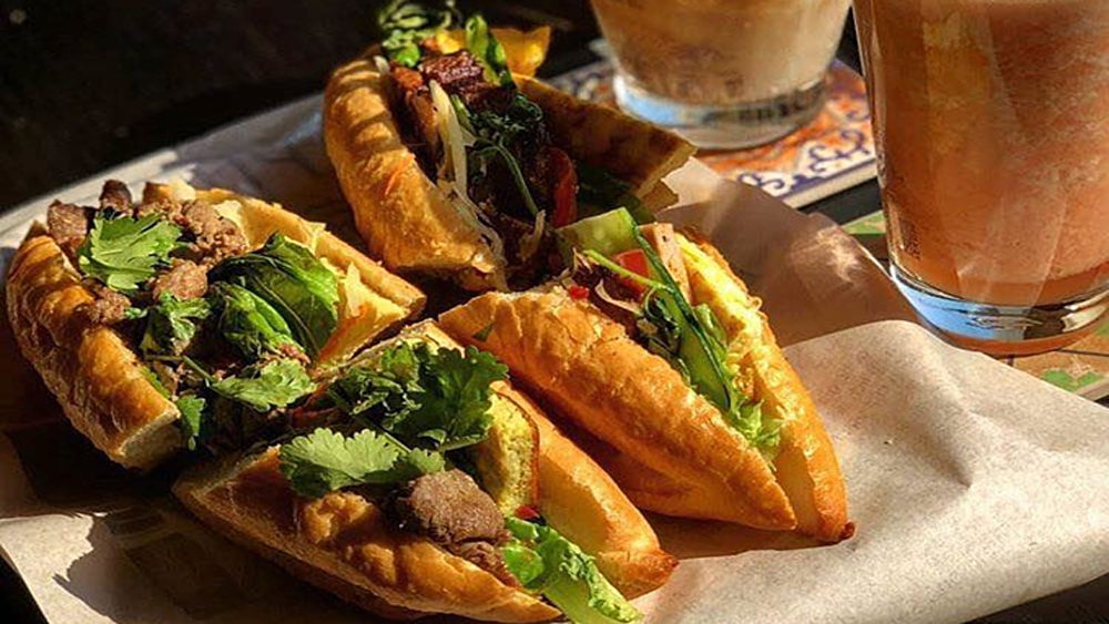 Vietnamese baguette endorsed by celebrity chef makes its way to Korea