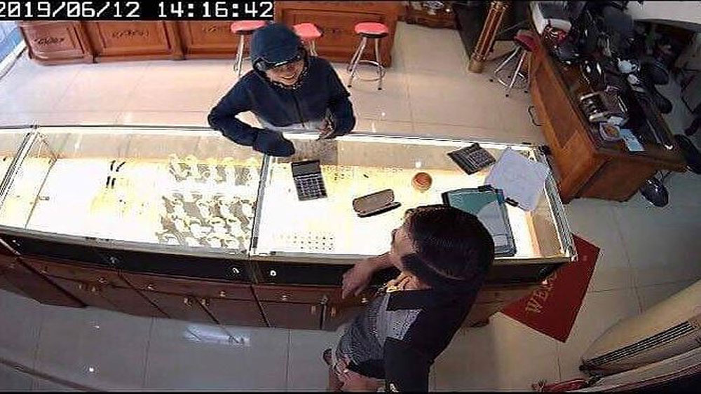 {keywords} {keywords}