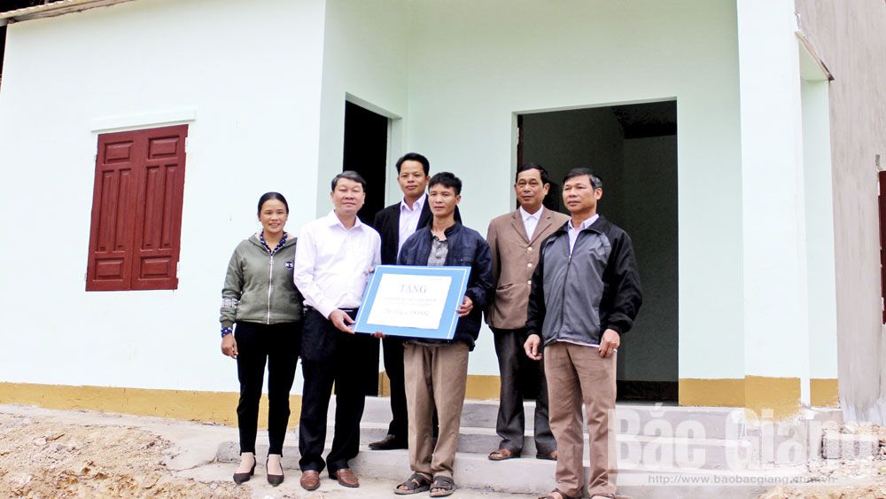 {keywords} {keywords}