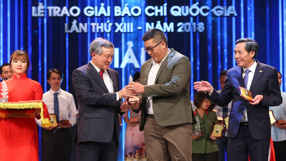 {keywords} {keywords}