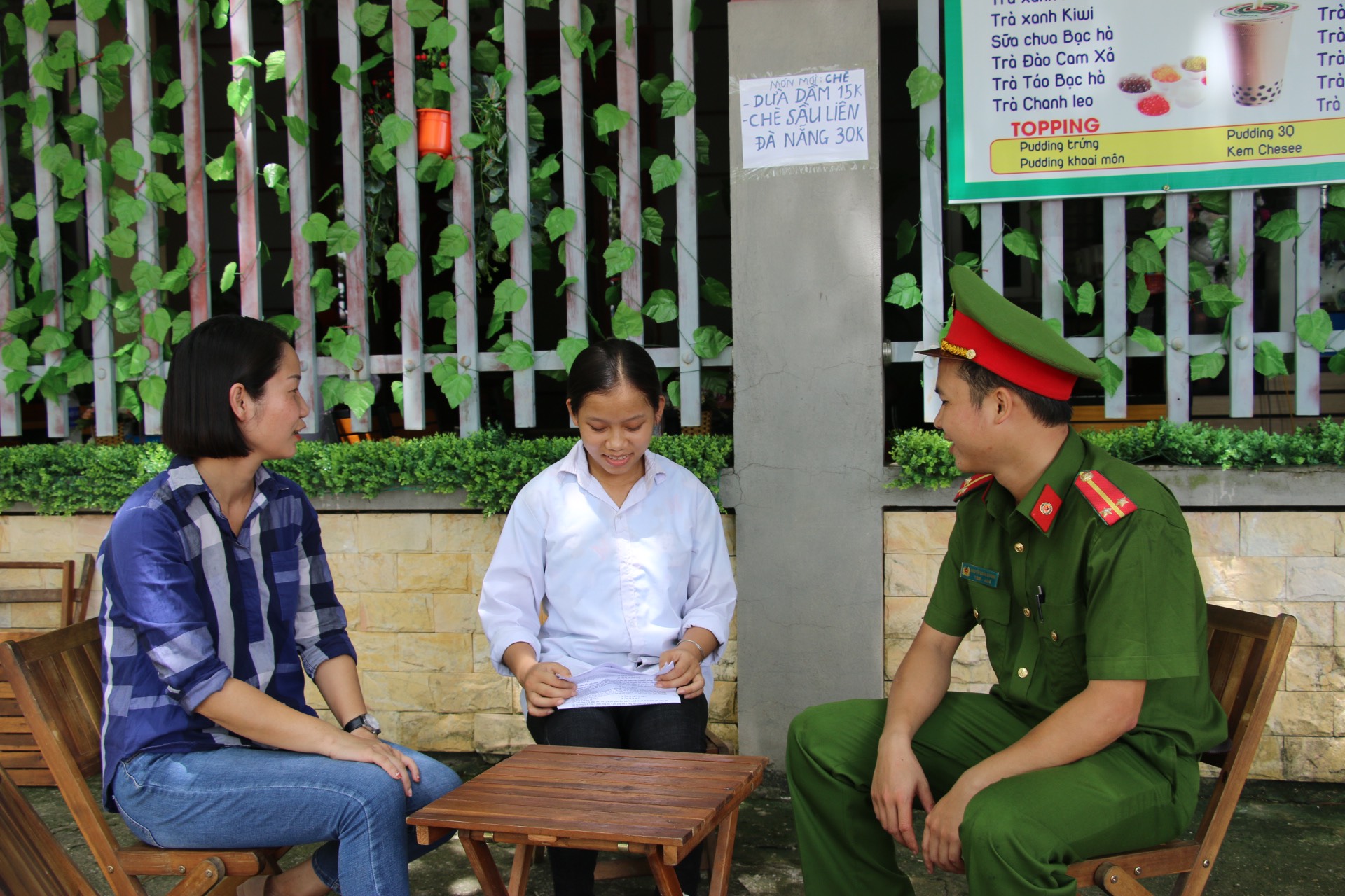 {keywords} {keywords}