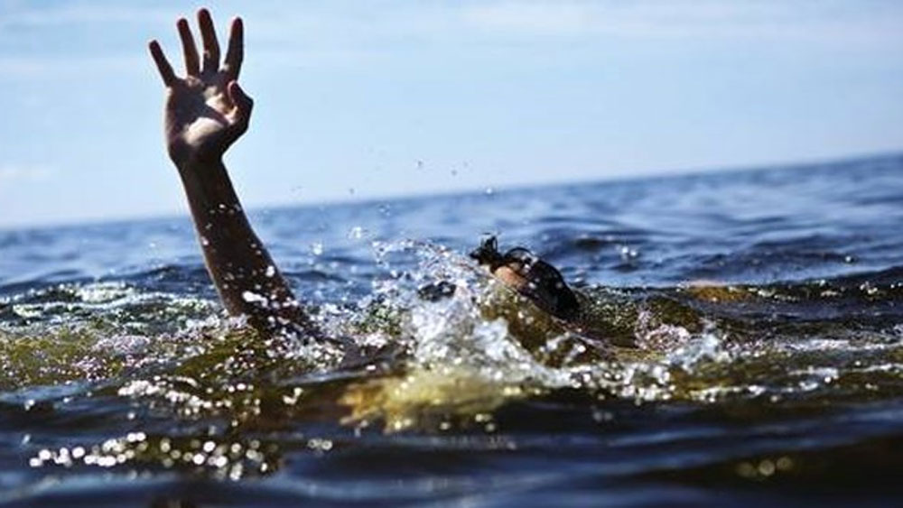 {keywords} {keywords}