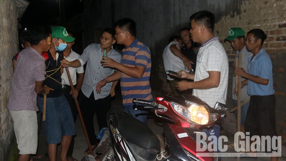 {keywords} {keywords}