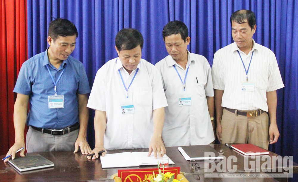 {keywords} {keywords}