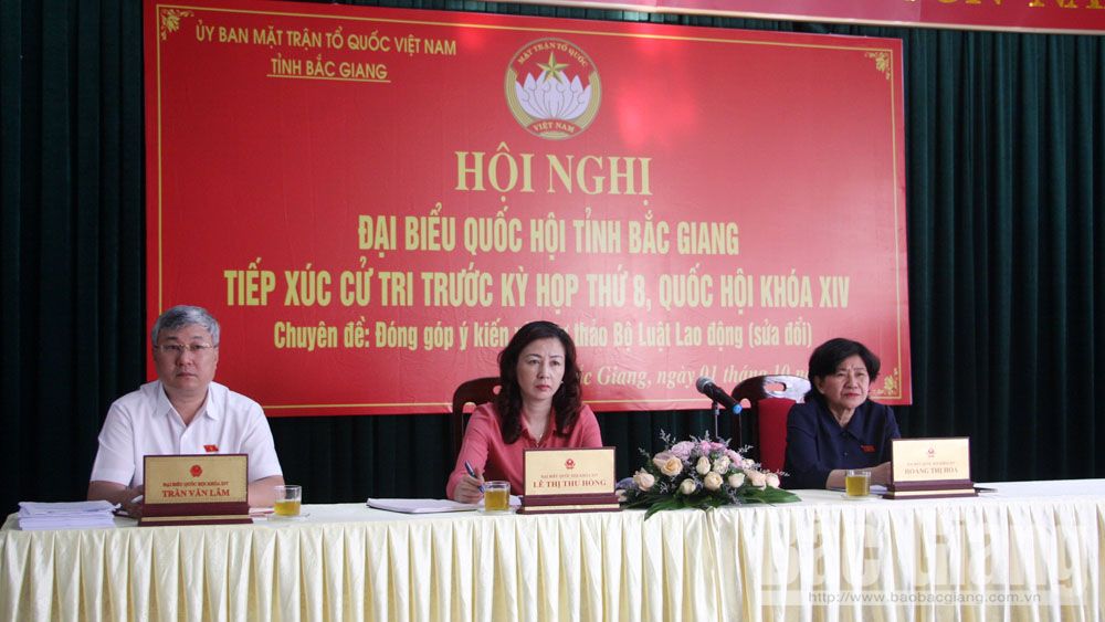 Đóng góp vào dự thảo Bộ luật Lao động sửa đổi, cử tri đề nghị giảm giờ làm, quan tâm quyền lợi của lao động nữ