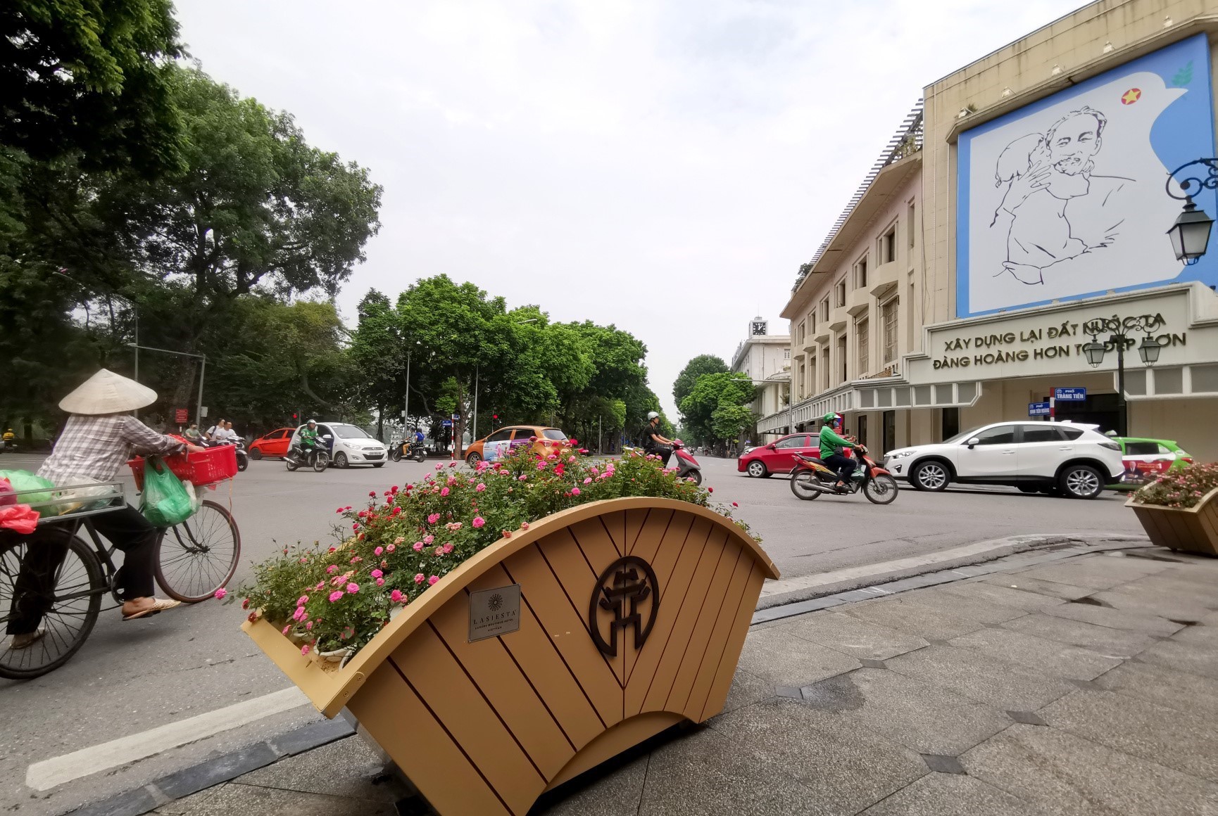 {keywords} {keywords}