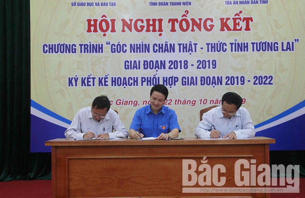 {keywords} {keywords}