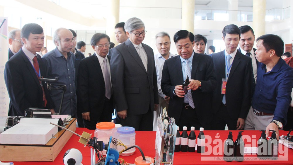 {keywords} {keywords}