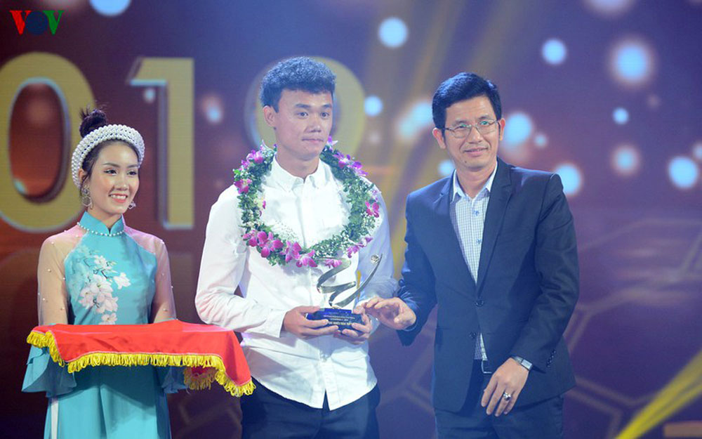 {keywords} {keywords}