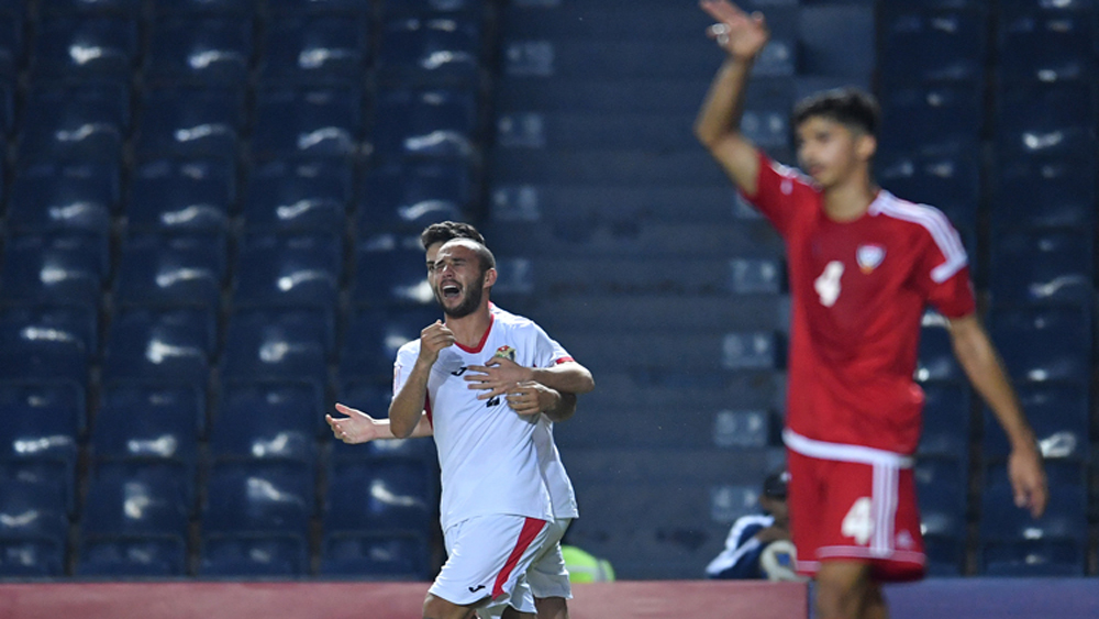 UAE cùng Jordan vào tứ kết