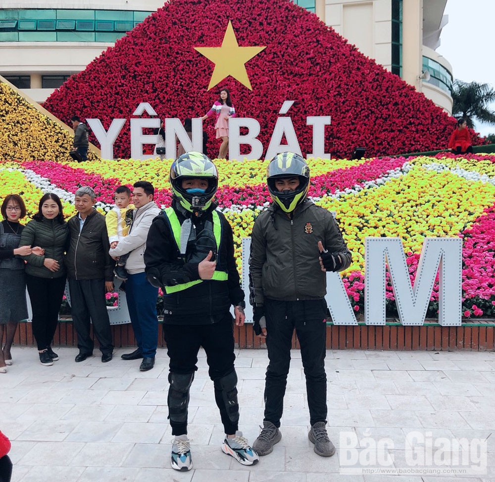 {keywords} {keywords}