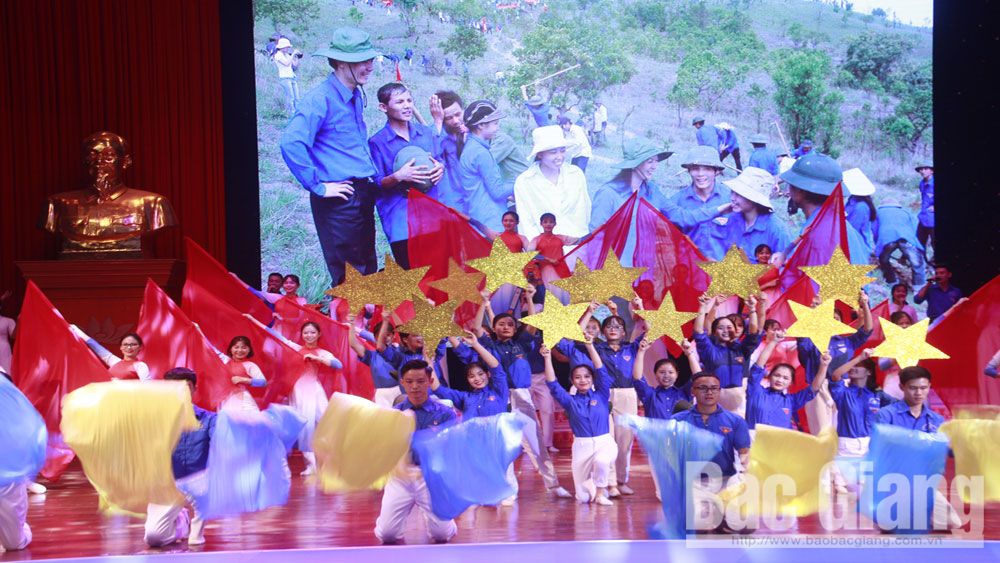 {keywords} {keywords}