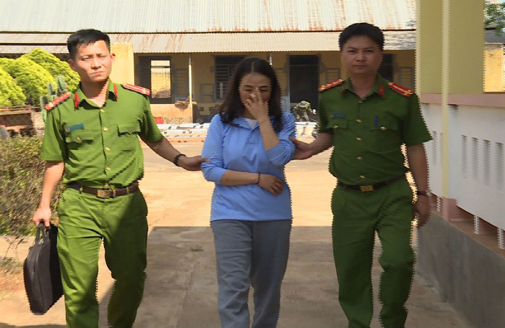 {keywords} {keywords}