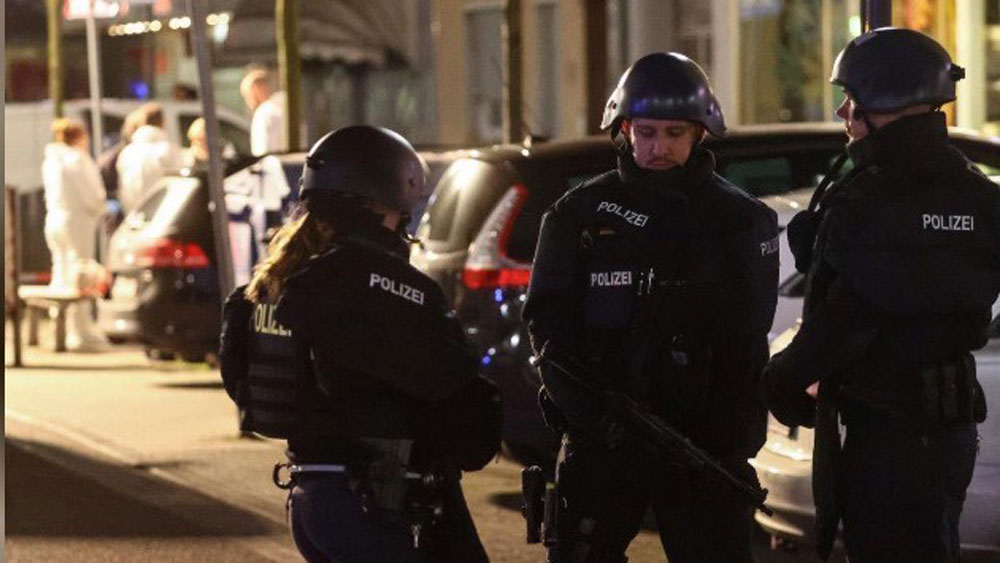 {keywords} {keywords}