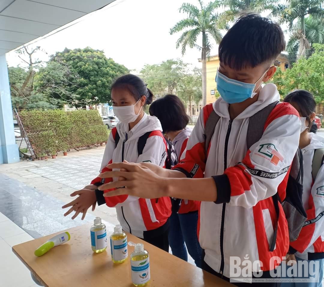 {keywords} {keywords}