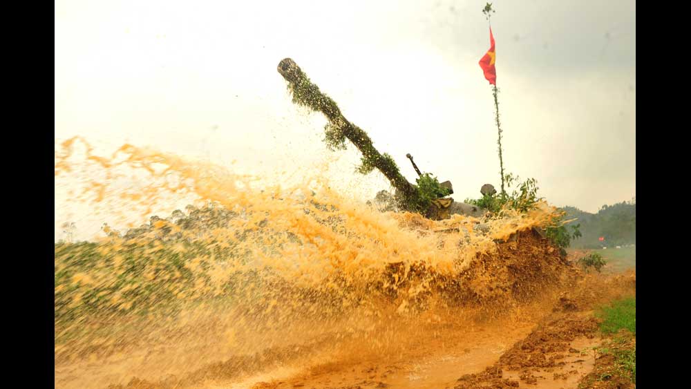 Trên thao trường Đoàn 409