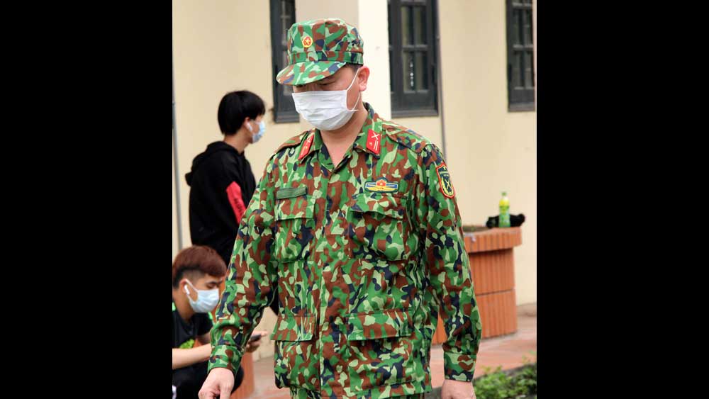 "Nghỉ một chút đi anh!"