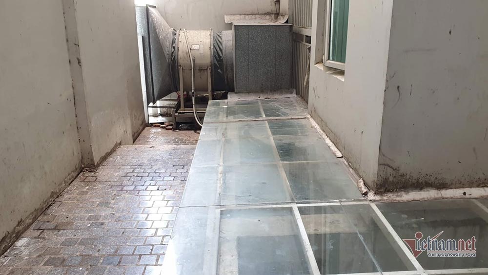 {keywords} {keywords}