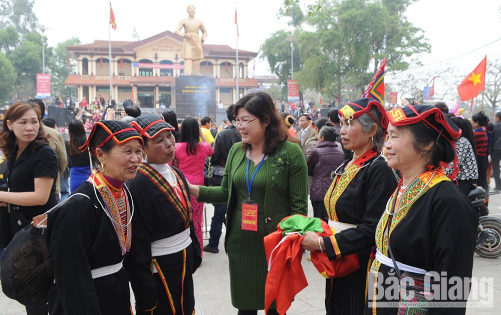 {keywords} {keywords}