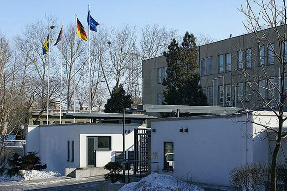 {keywords} {keywords}