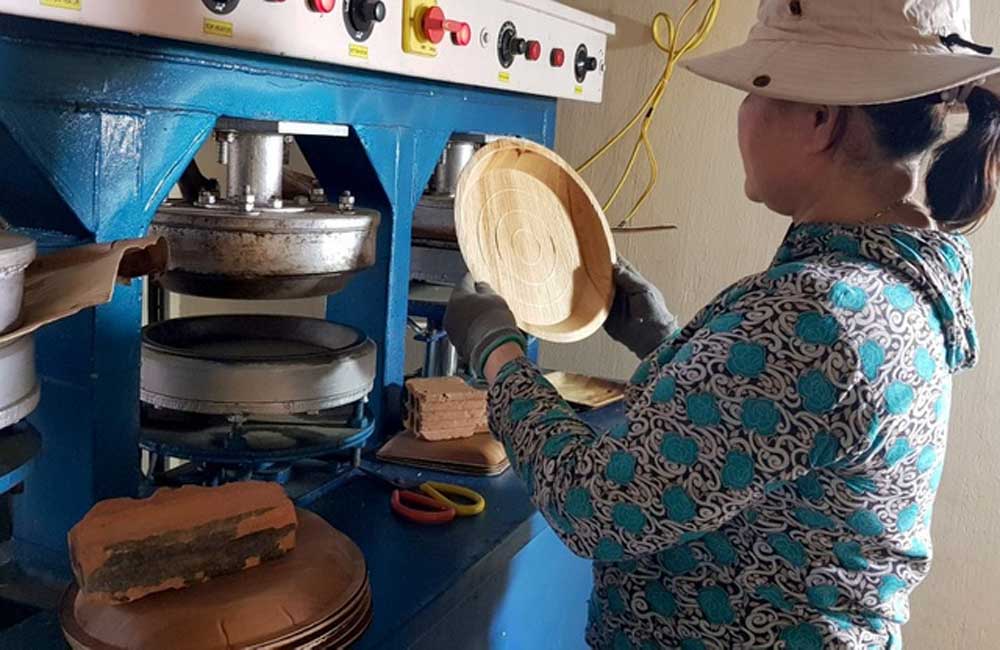 {keywords} {keywords}